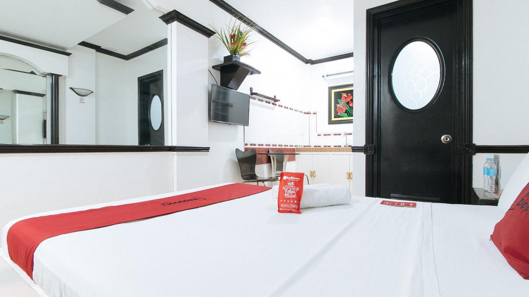Reddoorz At Plus Villa Gloria Taguig Extérieur photo
