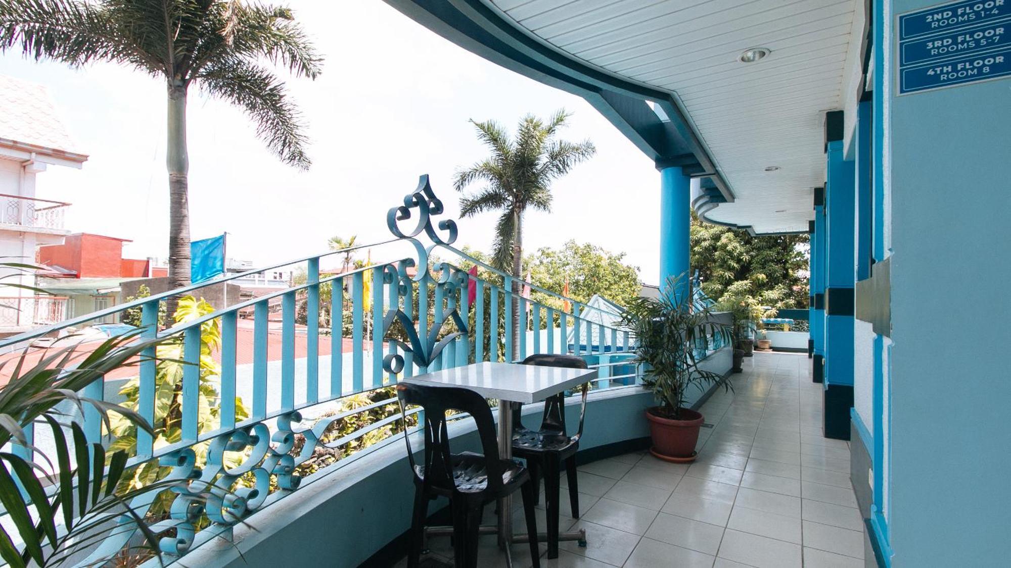 Reddoorz At Plus Villa Gloria Taguig Extérieur photo